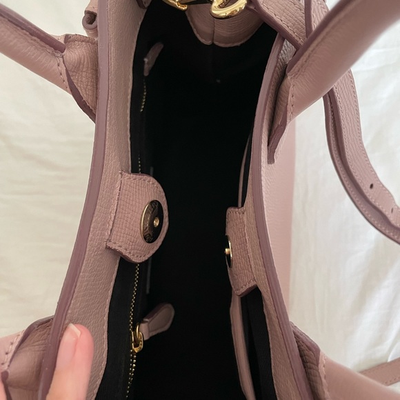 Aunthentic Burberry Small Crossbody bag - Picture 4 of 4